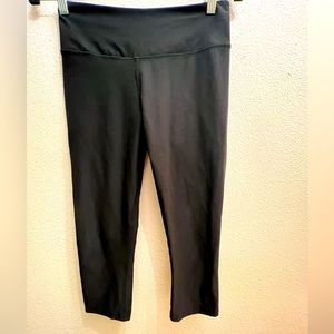 Nike Black Capri Leggings Size Small